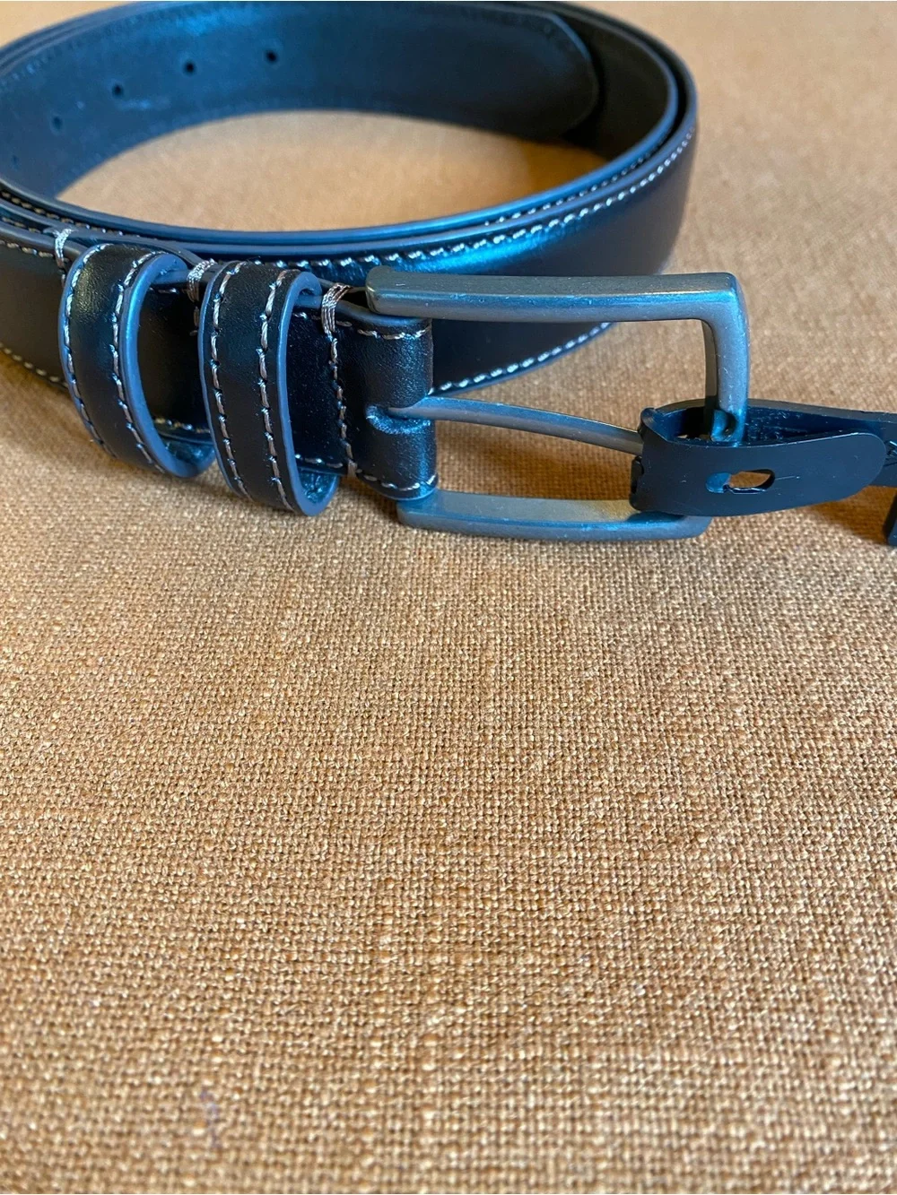 Eddie Bauer Men’s Classic Leather Oak Featheredge Belt NWT Size 48